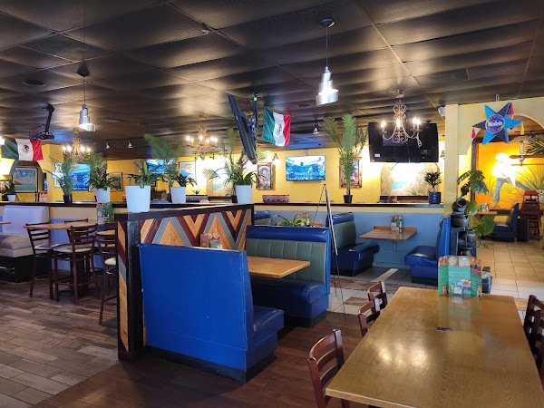 Cabo's Mexican Cuisine & Cantina 5
