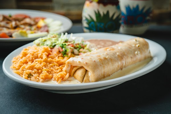 Cabo's Mexican Cuisine & Cantina 3