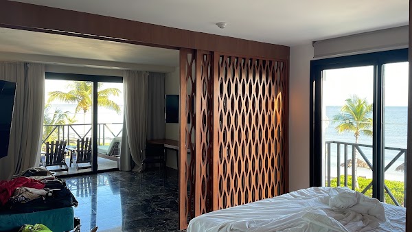 Excellence Oyster Bay 5
