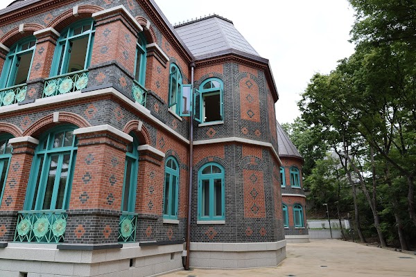 Dondeokjeon Hall 1