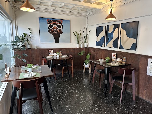 VERDE - Café & Restaurant 5
