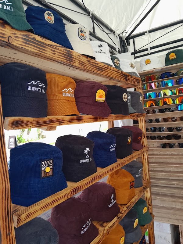 ULU LOVE MARKET 3