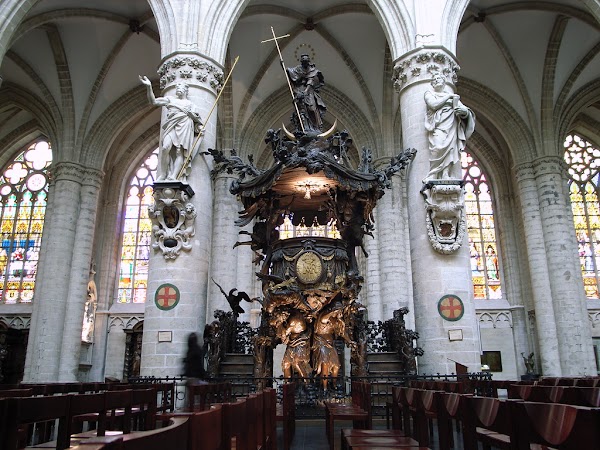St Michael and St Gudula Cathedral, Brussels 4