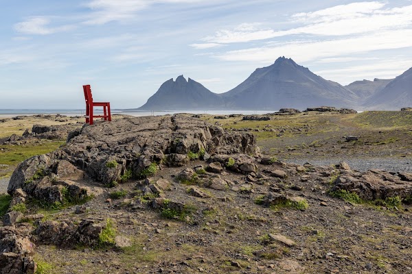 Red chair 5