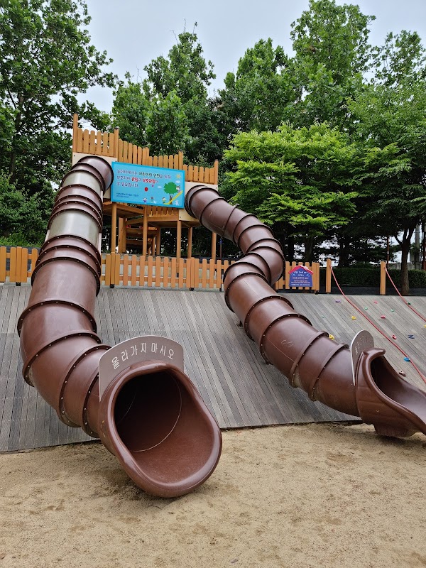 평화의공원 모험놀이터 5