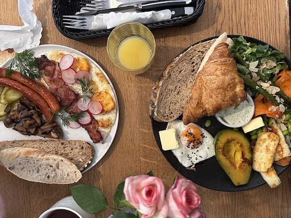 Giselle Cafe Bistro 2