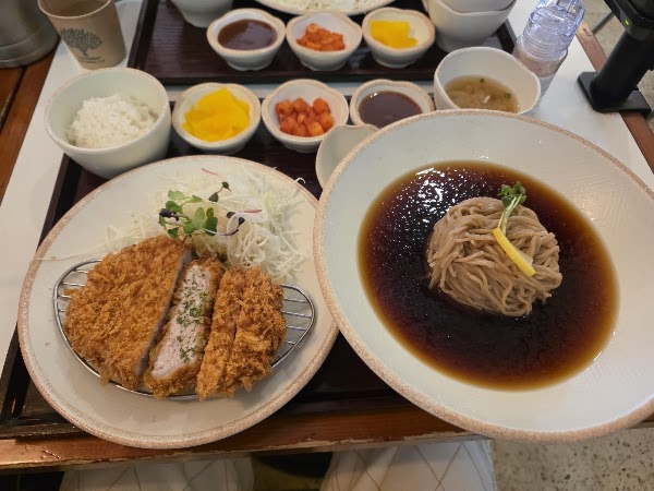 Oreno Katsu Seongsu Headstore 4