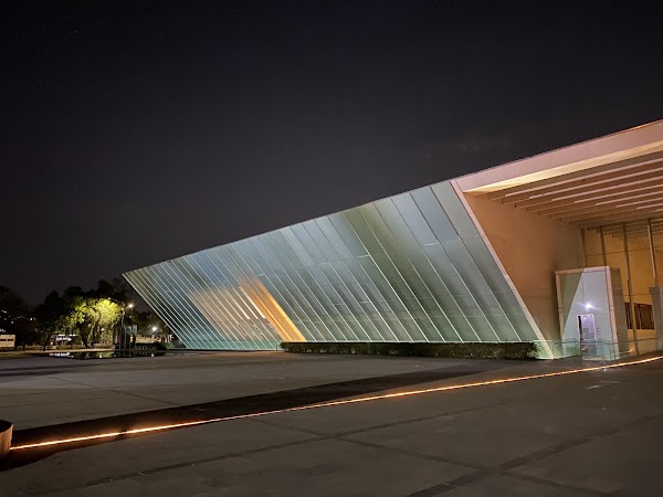 University Museum of Contemporary Art 4