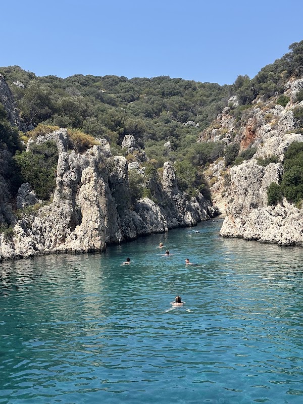 İnönü Bay