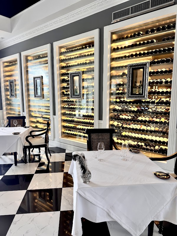 Apéritif Restaurant - Fine Dining in Ubud, Bali 2