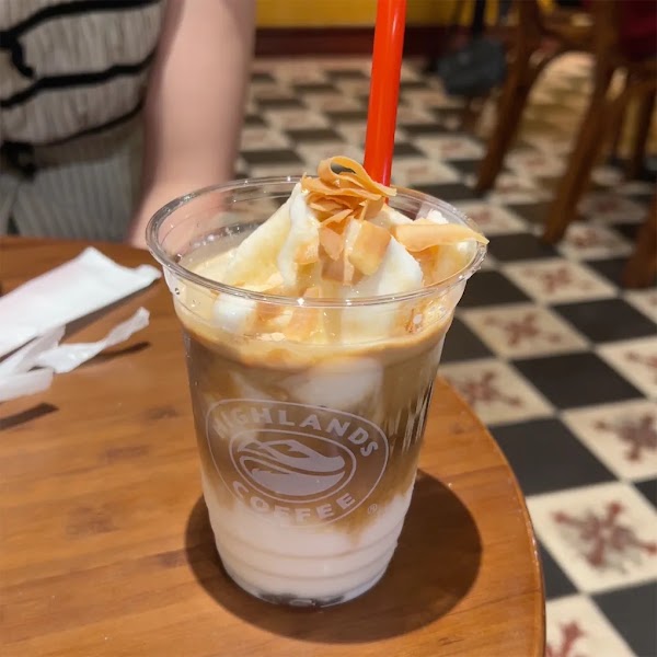 Highlands Coffee 3
