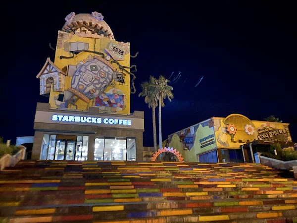 Starbucks 3