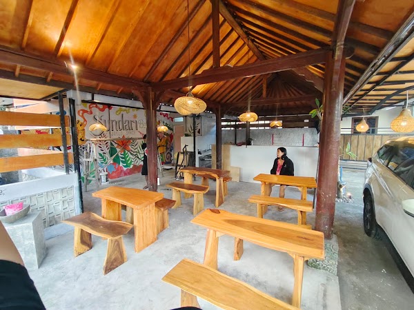 Warung Rujak Sundari "Joglo Space" 1