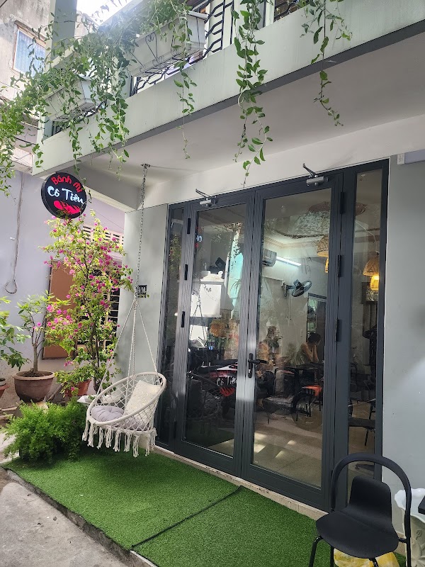 Bánh mì Cô Tiên