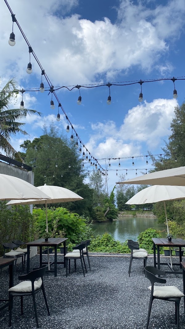 PakChee Café •Breakfast & Brunch•