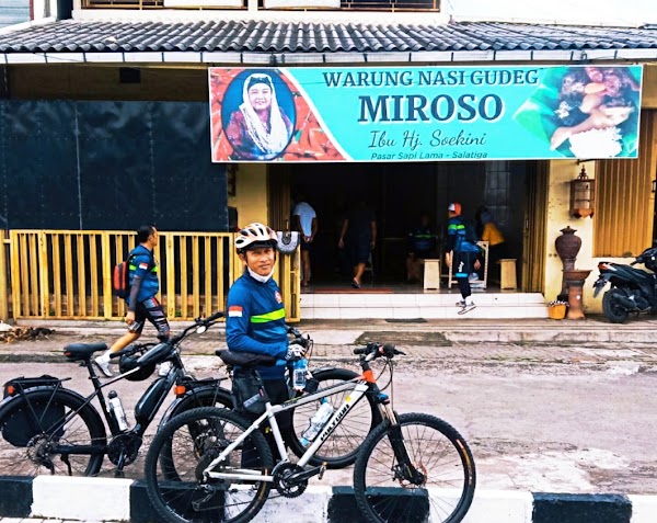 Warung Nasi Gudeg " Miroso " Ibu Hj. Soekini 1