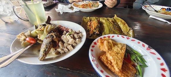 Kedai Den Wir 3