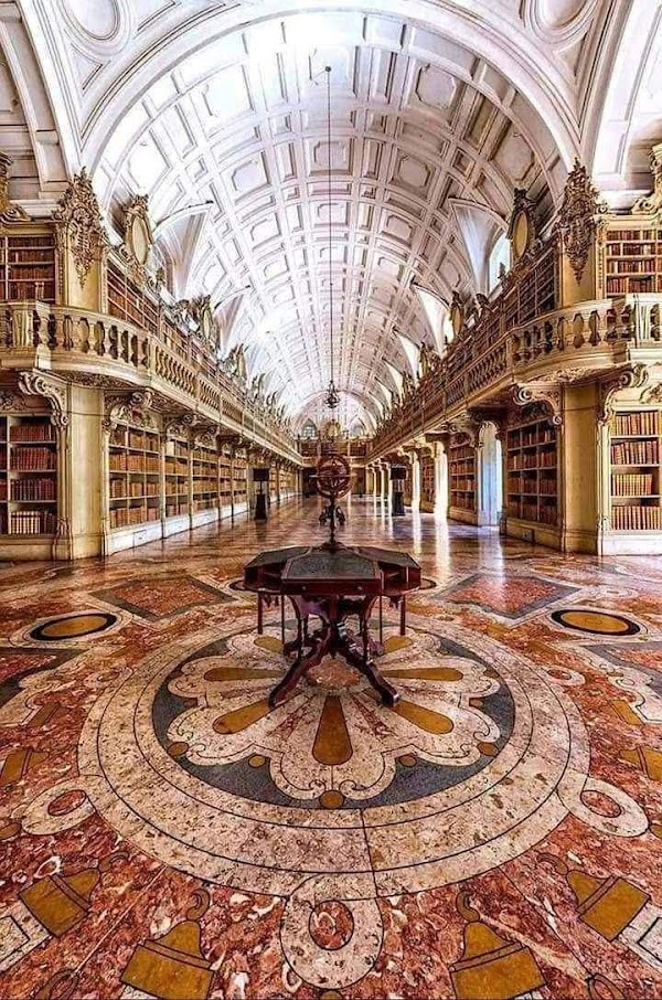 Biblioteca do Palácio Nacional de Mafra