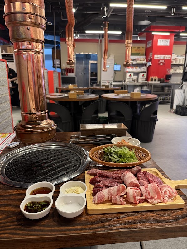 Mongvely 2 Myeongdong Korean BBQ restaurant kbbq Beef All You Can Eat | 焼き肉 焼肉 | 烤肉 l 무한리필 몽블리 명동2호점 3