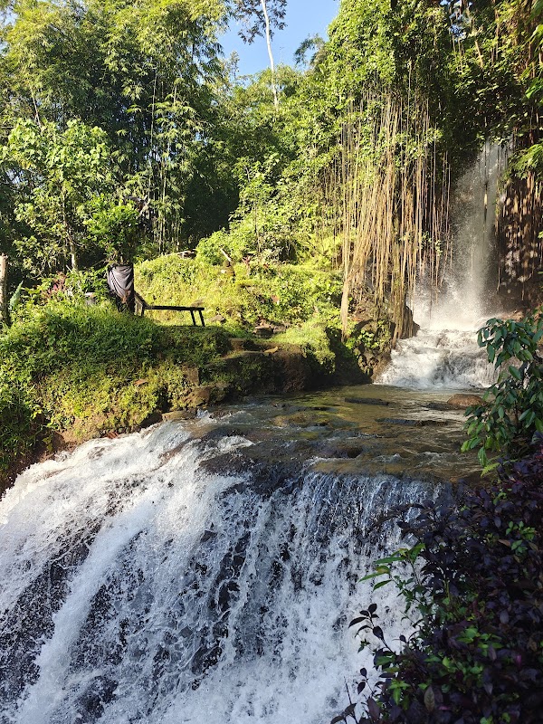 Uma Anyar Waterfall 1