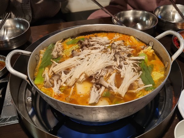 최가네버섯매운탕칼국수 3