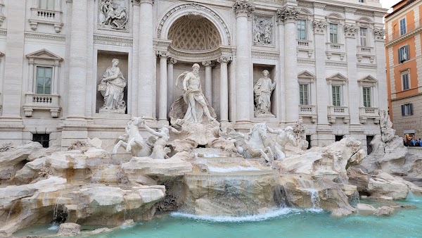 Trevi 4