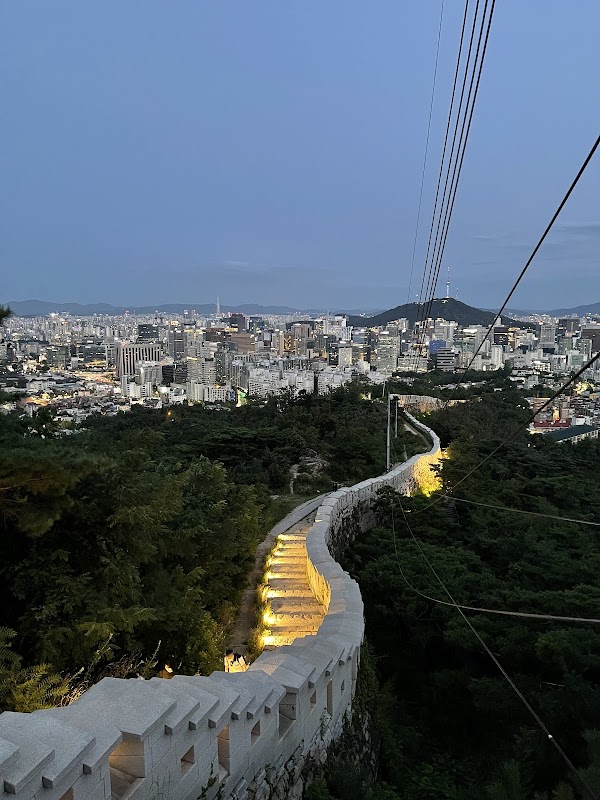 Inwangsan Hillside Trail