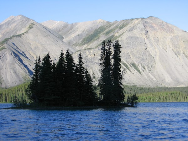 Muncho Lake 1