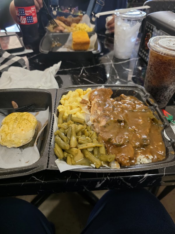 Mama Lu's Kitchen
