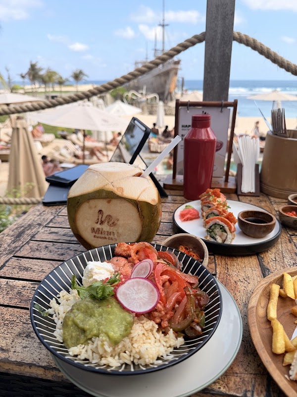 Mïnoo Beach Club 4