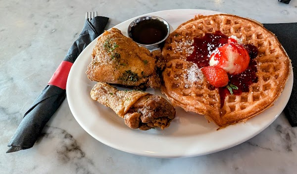 Johnny's Chicken & Waffles Dallas, TX 5