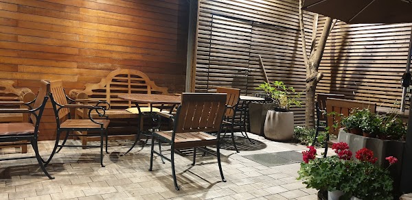 Prunus Garden Cafe