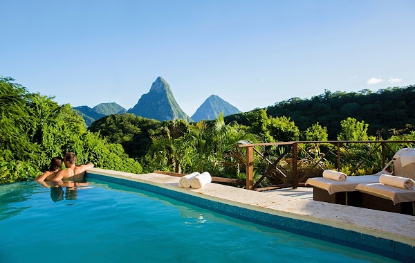 Jade Mountain Resort 4