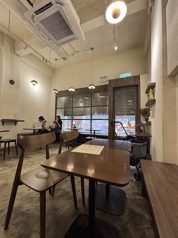 YOI Coffee and Bakery 2