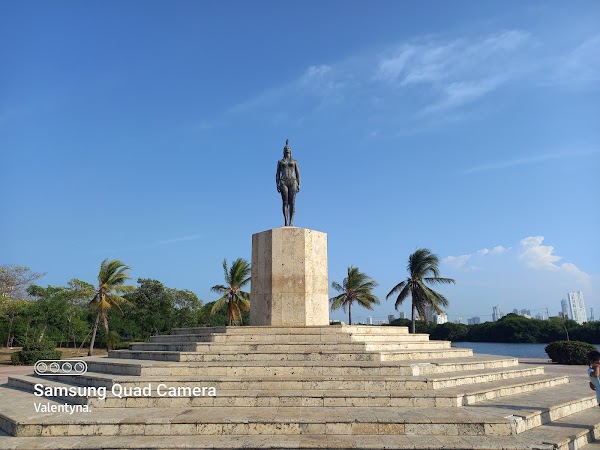 Monumento India Catalina