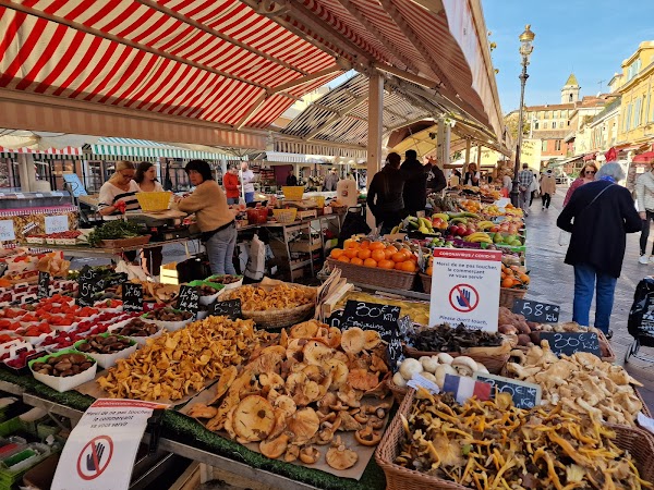 Marché Aux Fleurs - Cours Saleya - Nice 3