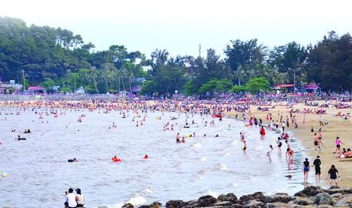 Do Son Beach