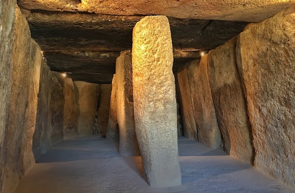 Dolmen de Menga