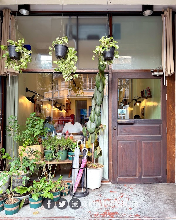 Bangkok Shops 18