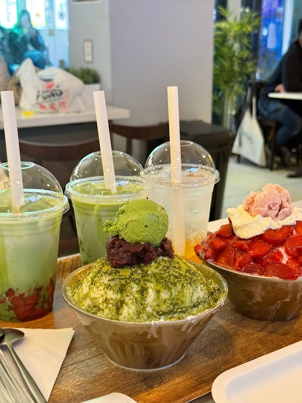 Cake & Bingsoo Cafe 2