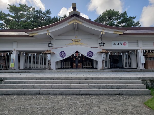 Okinawa Gokoku Shrine 4