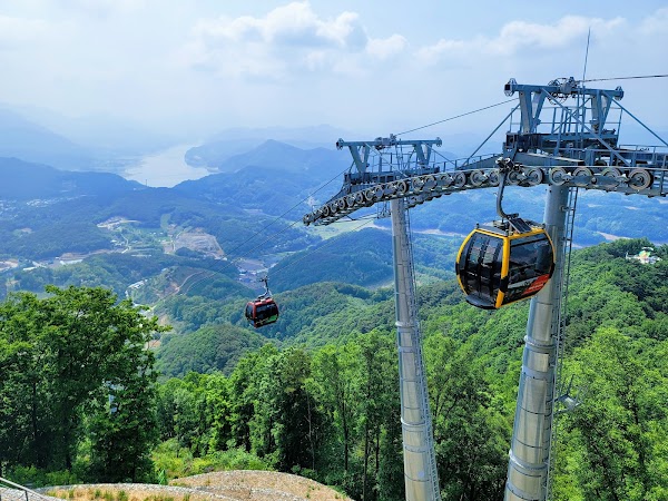 Cheongpung Lake Monorail 2