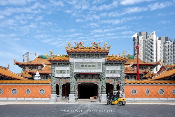 ศาลเจ้าไต้ฮงกงหยกขาว เฉลิมพระเกียรติ 72 พรรษา The White Jade Tai Hong Gong Shrine