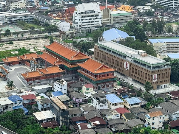 ศาลเจ้าไต้ฮงกงหยกขาว เฉลิมพระเกียรติ 72 พรรษา The White Jade Tai Hong Gong Shrine 3