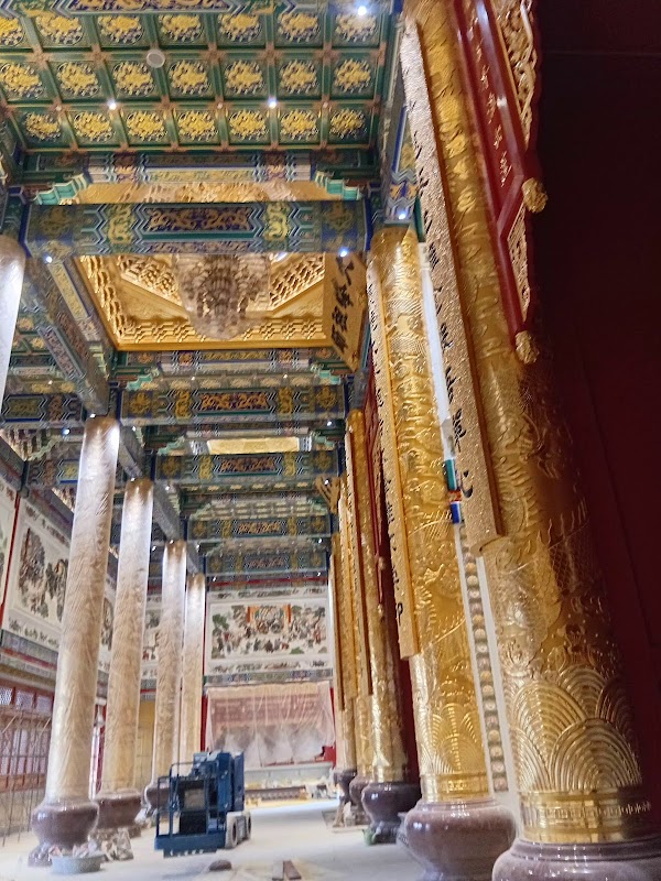ศาลเจ้าไต้ฮงกงหยกขาว เฉลิมพระเกียรติ 72 พรรษา The White Jade Tai Hong Gong Shrine 2