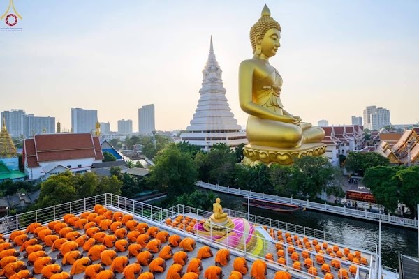 Wat Paknam Phasi Charoen 1