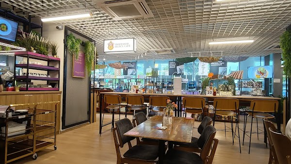 Professor Brawn Cafe (Tampines Outlet)