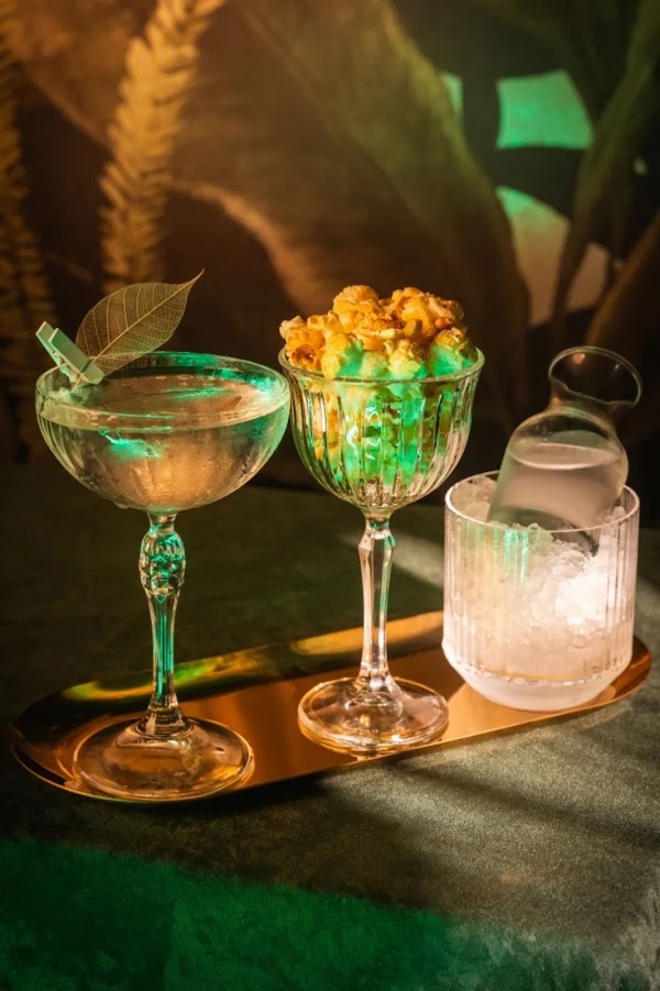 The Vault Speakeasy Cabaret 4