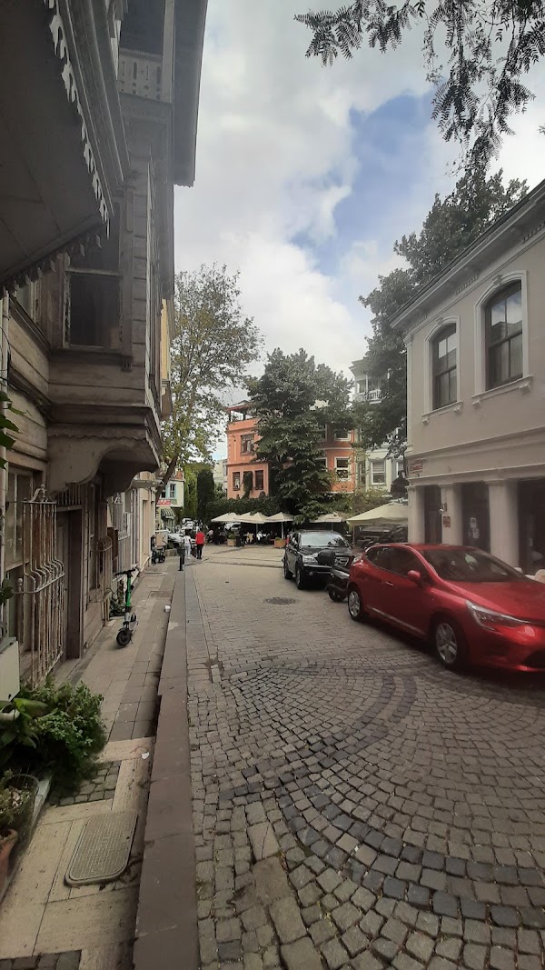 Bicanefendi Sokağı