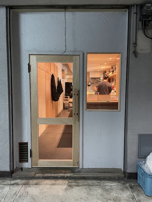 立ち鮨なかもと